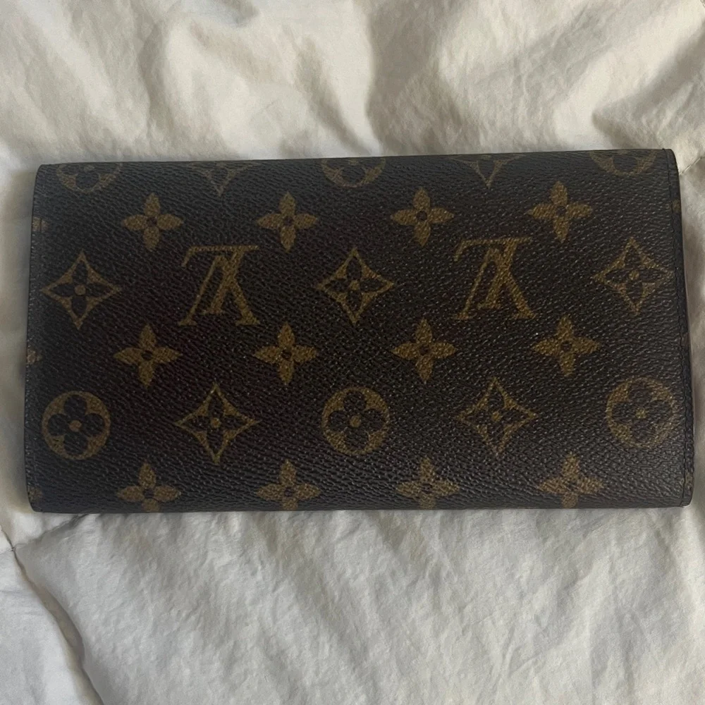 Louis Vuitton Black and Brown Monogram Clutch/Trifold Wallet. - Picture 9 of 14